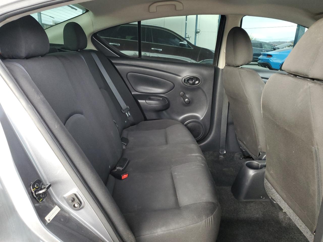2019 Nissan Versa - Image 10
