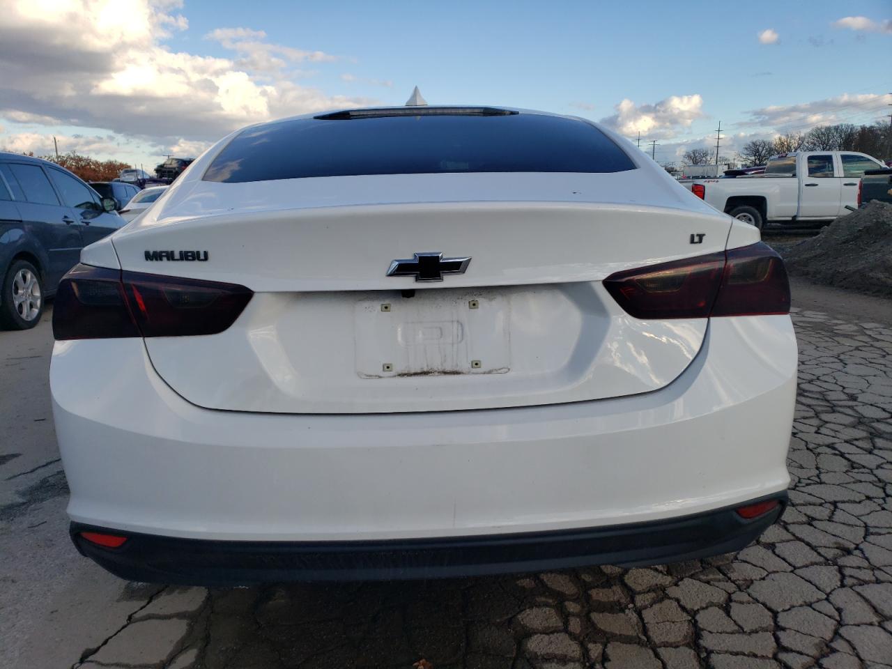 2016 Chevrolet Malibu - Image 6
