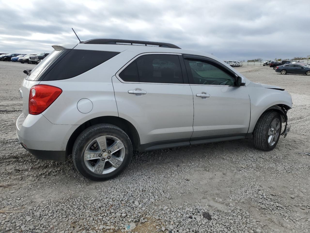 2015 Chevrolet Equinox - Image 3
