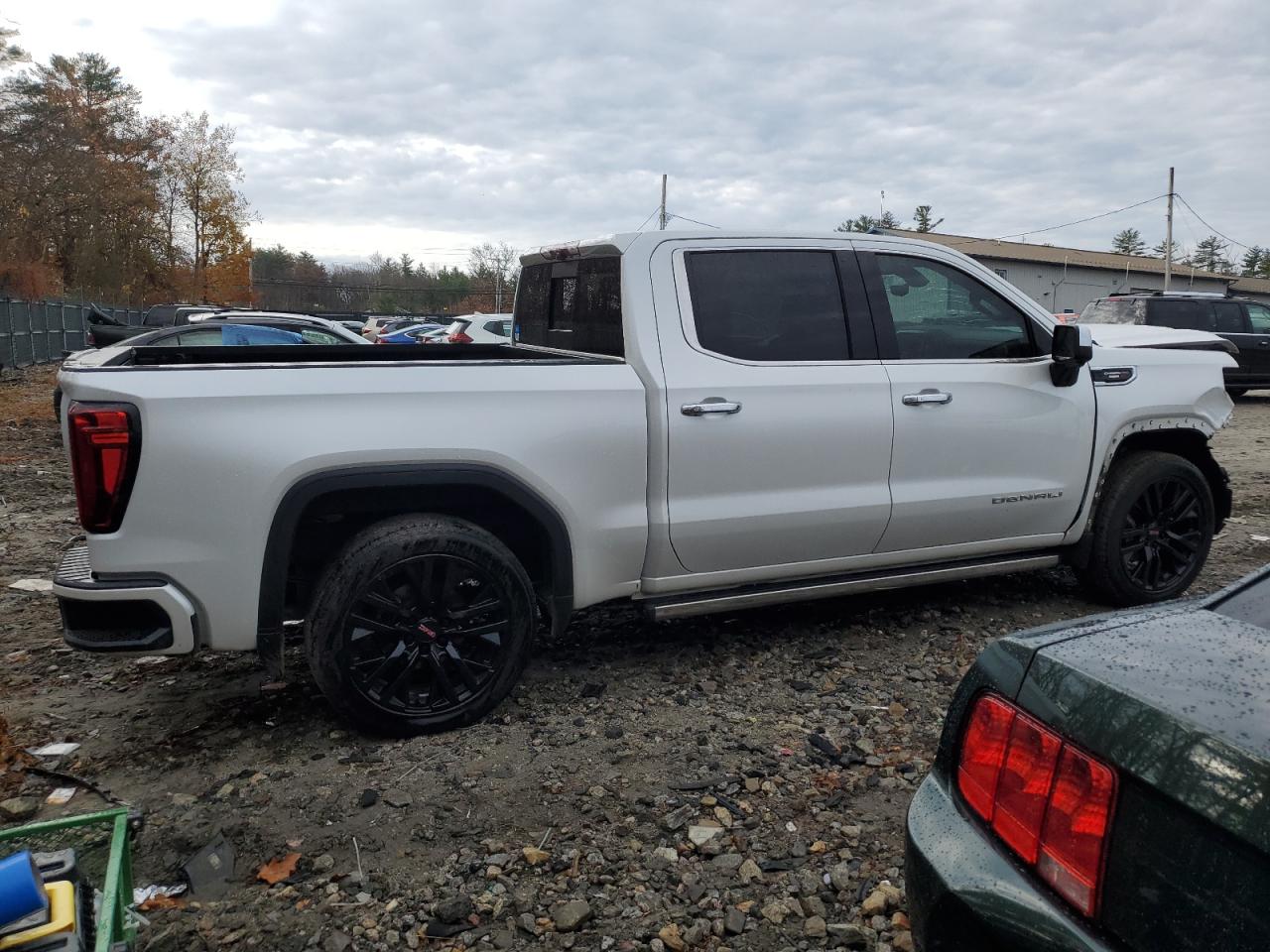 2021 GMC Sierra - Image 3