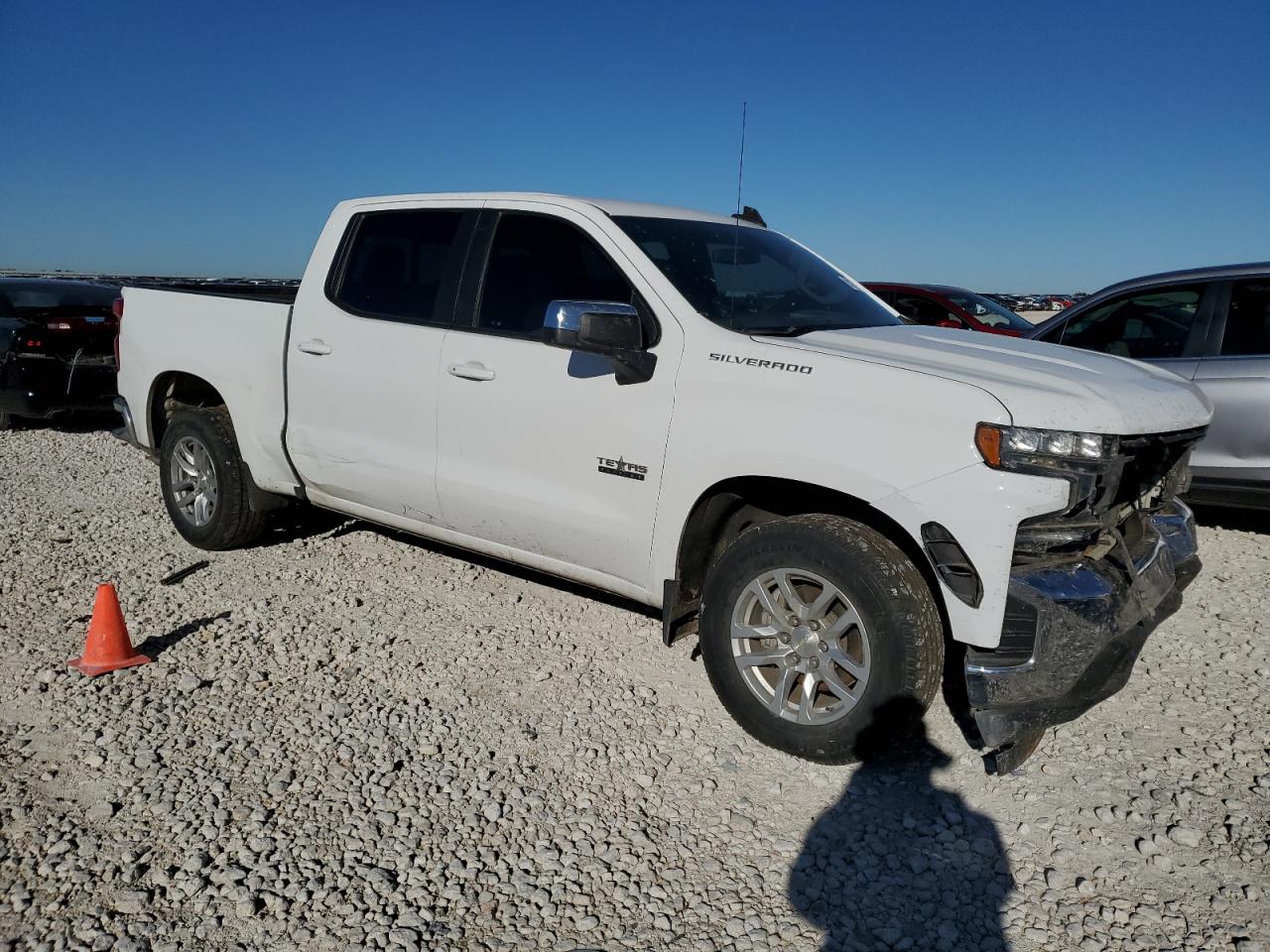 2019 Chevrolet Silverado - Image 4