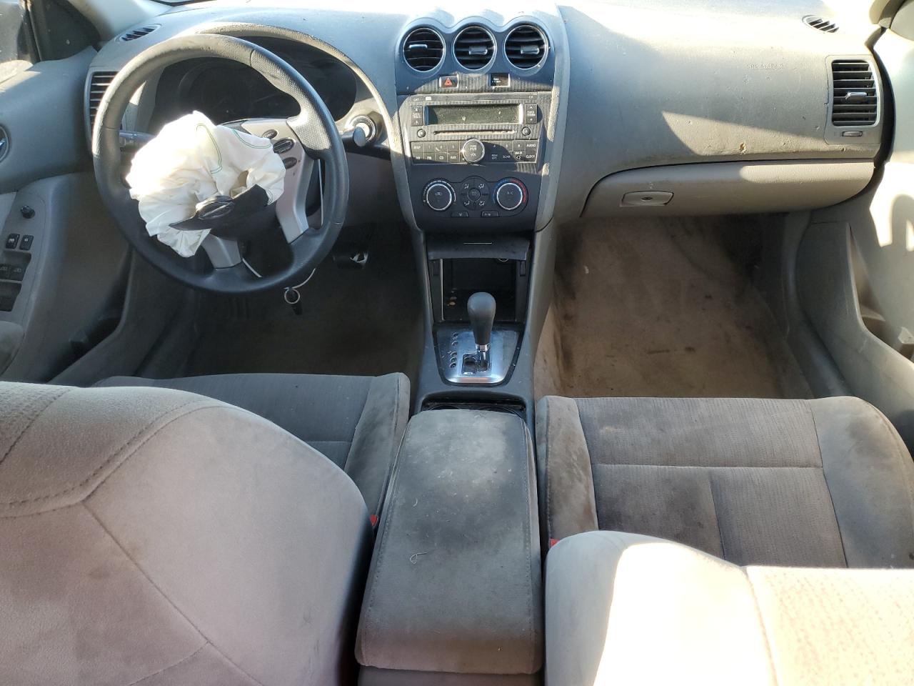 2012 Nissan Altima - Image 8