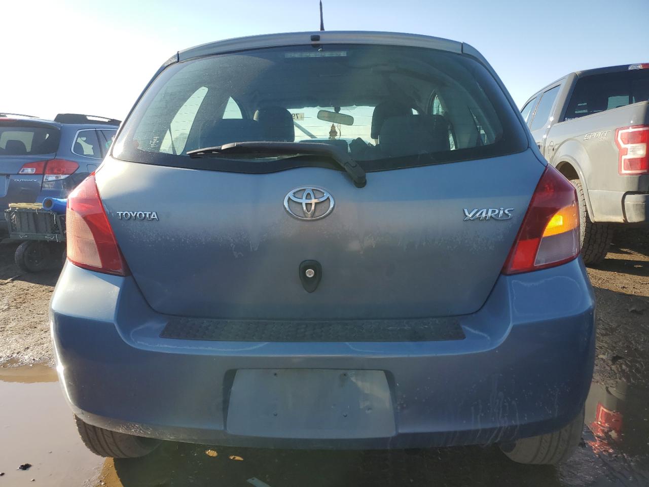 2008 Toyota Yaris VIN: JTDJT923585156315 Lot: 79653484