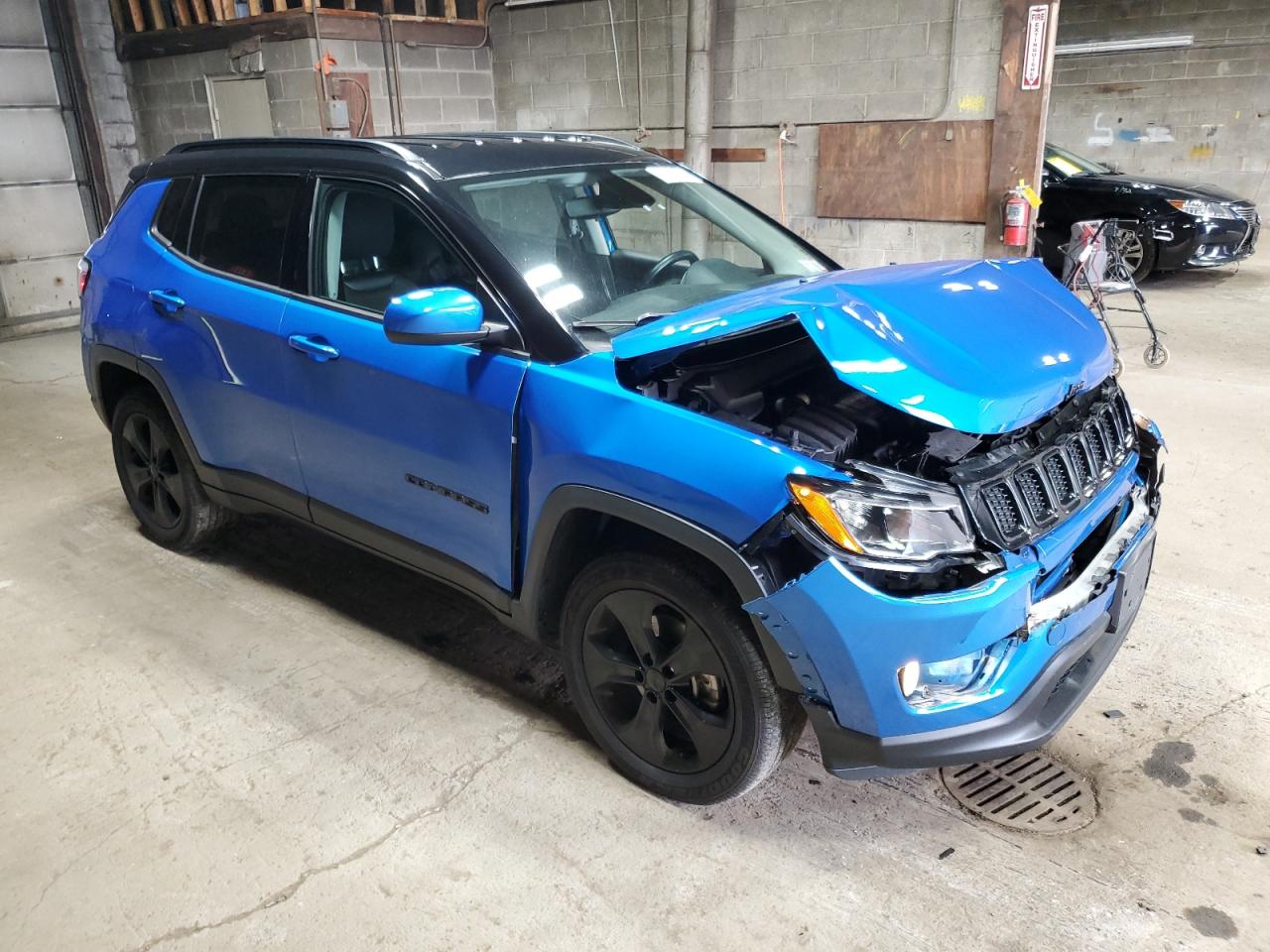 2018 Jeep Compass - Image 4