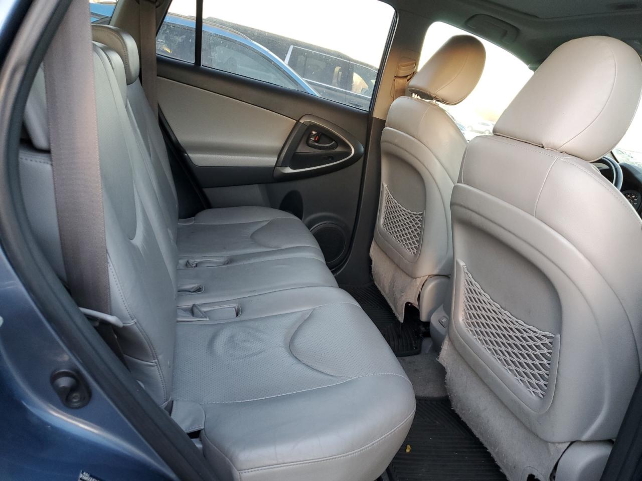 2009 Toyota RAV 4 - Image 11