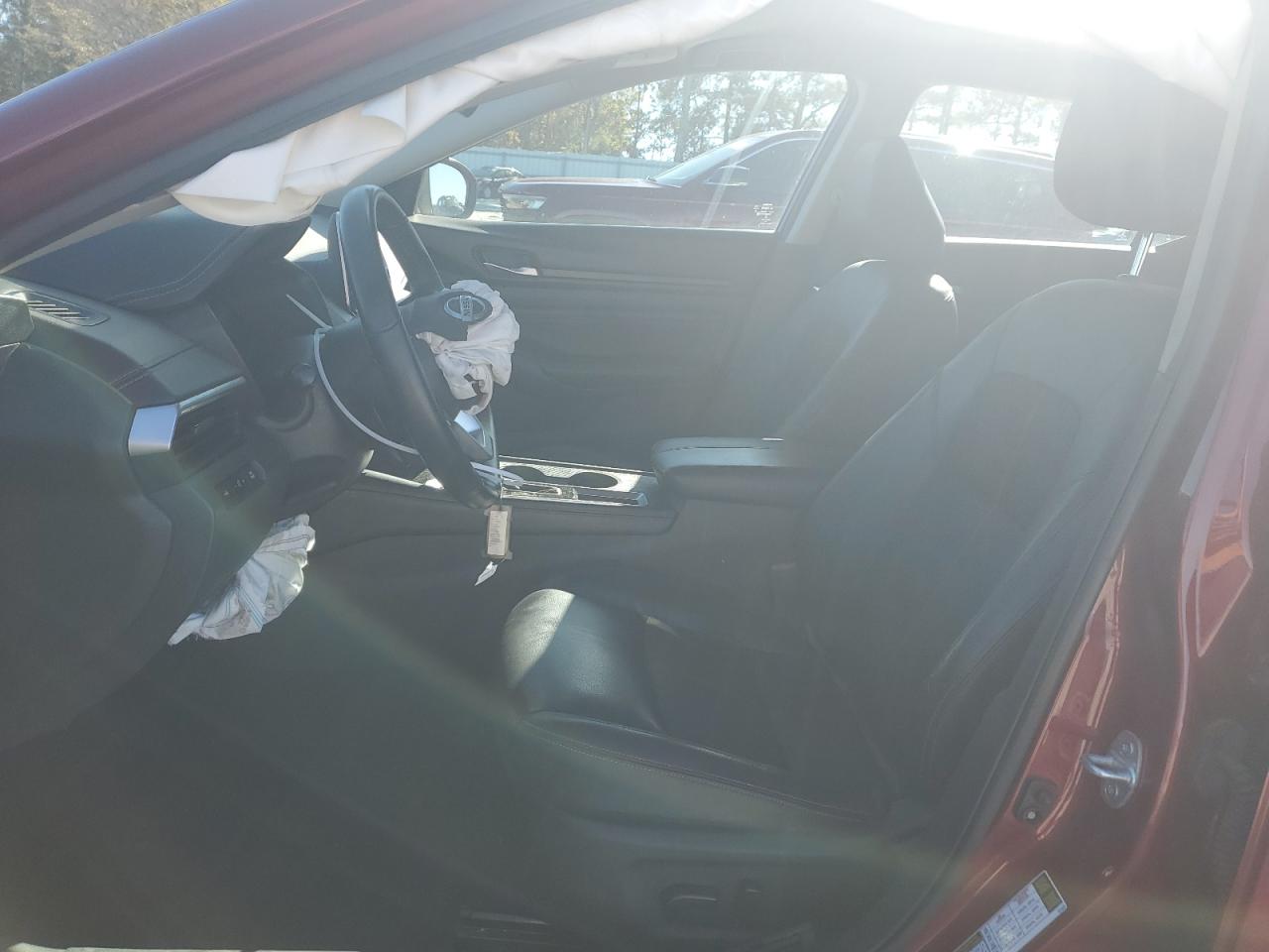 2021 Nissan Altima - Image 7