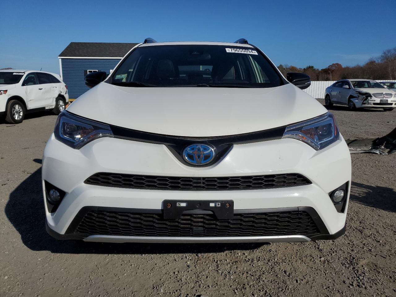 2017 Toyota RAV 4 - Image 5