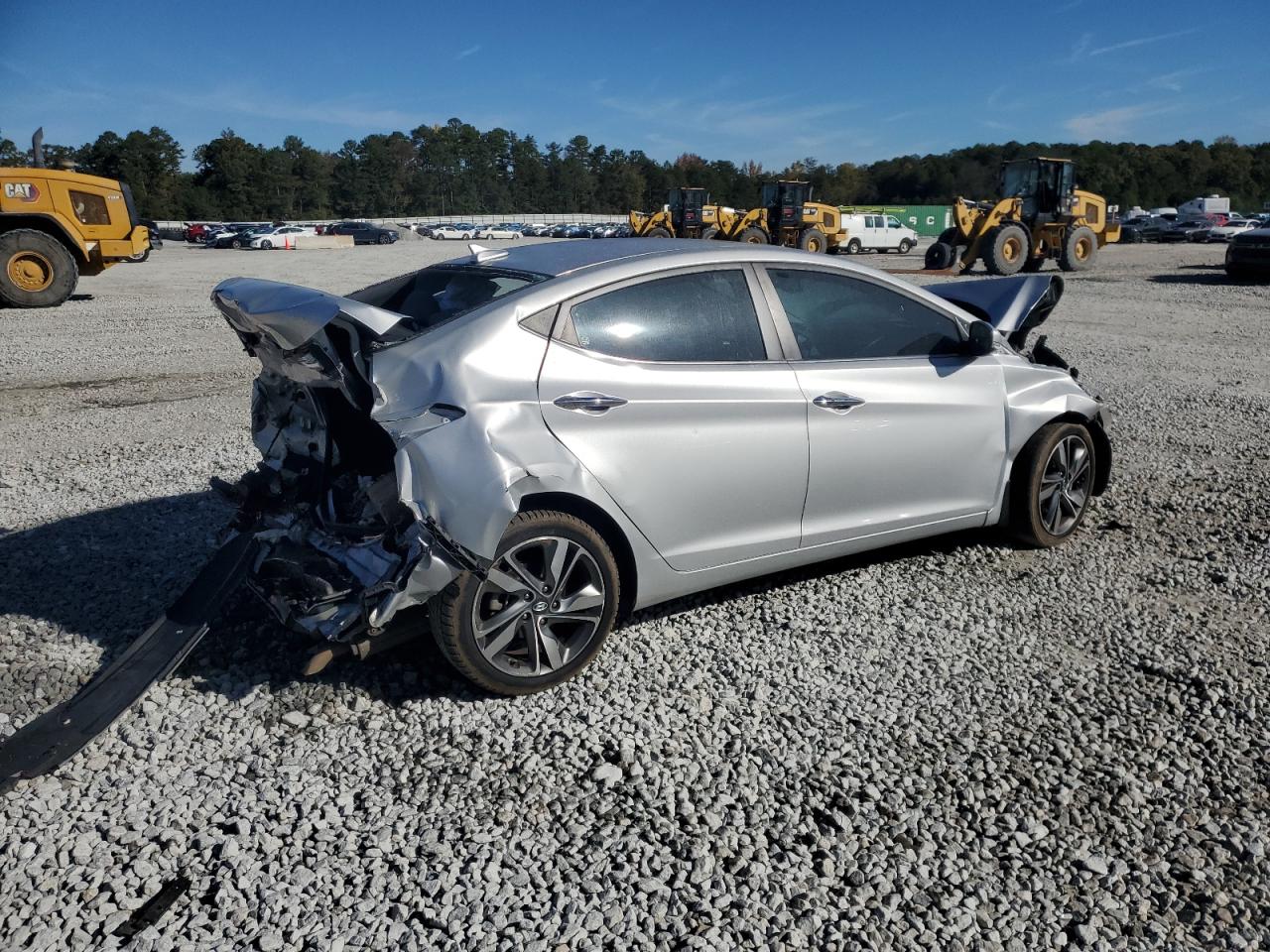 2015 Hyundai Elantra - Image 3