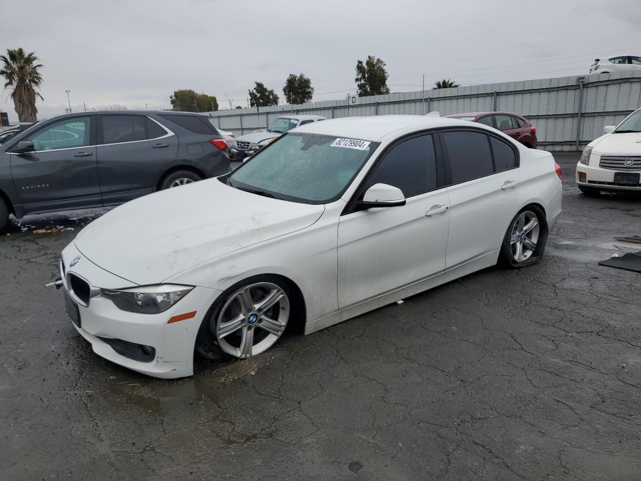 VIN WBA3C3G53ENS70564 2014 BMW 3 SERIES no.1