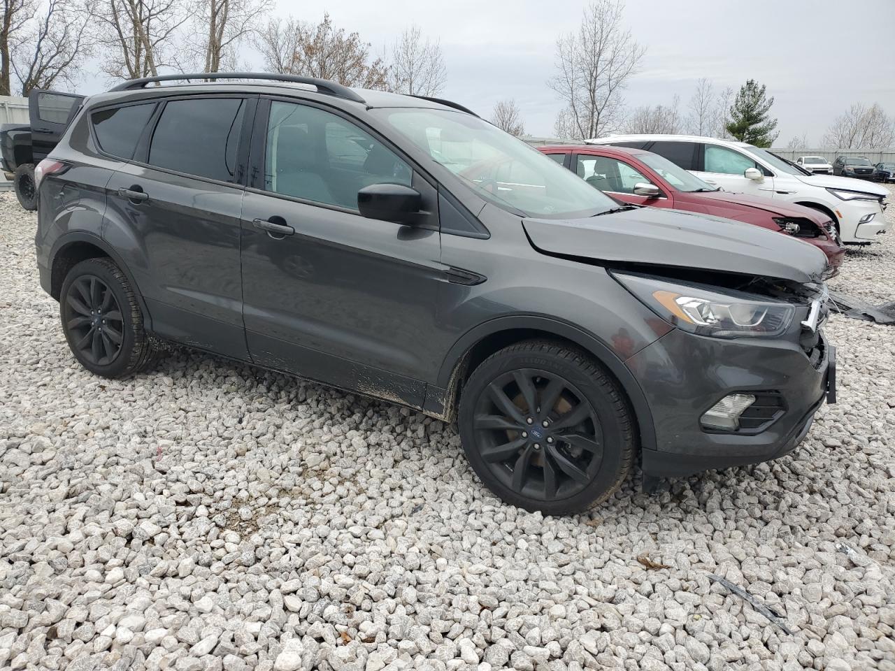 VIN 1FMCU9GD0JUB90001 2018 FORD ESCAPE no.4