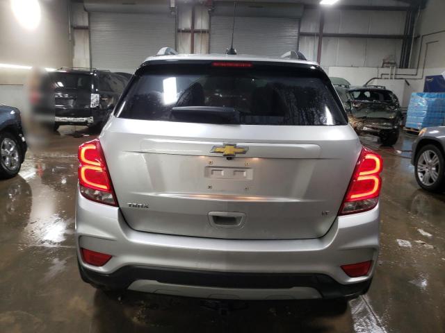  CHEVROLET TRAX 2018 Silver