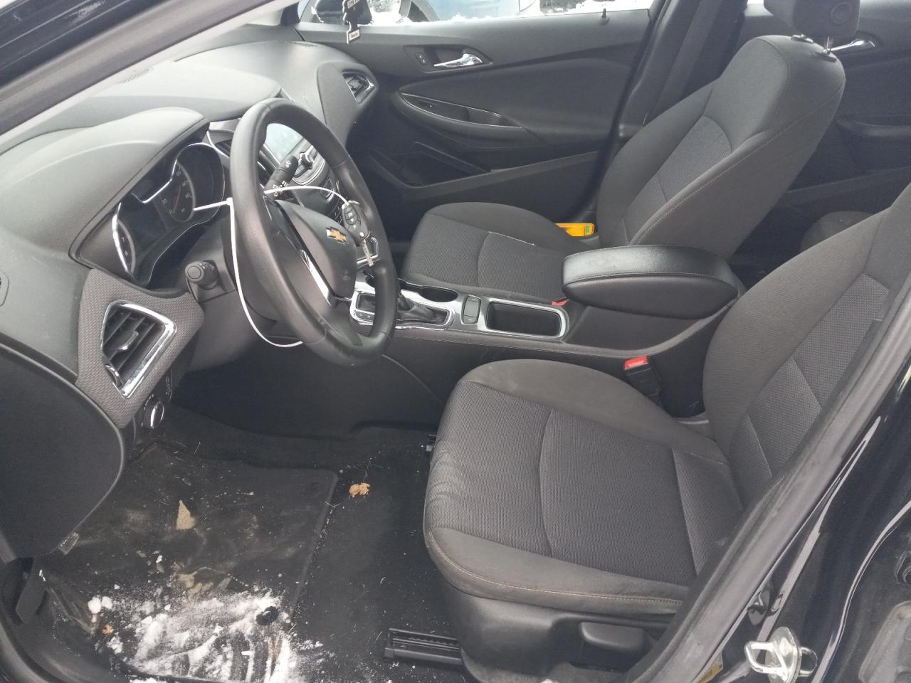 2019 Chevrolet Cruze - Image 7