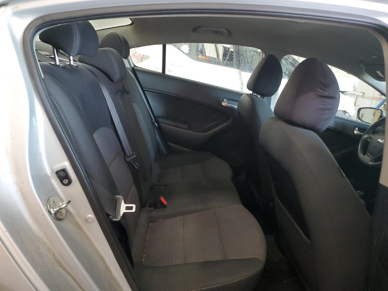 2018 Kia Forte - Image 10