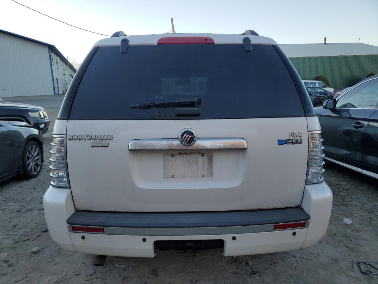 2010 Mercury Mountaineer Premier VIN: 4M2EN4JE2AUJ00775 Lot: 81037594