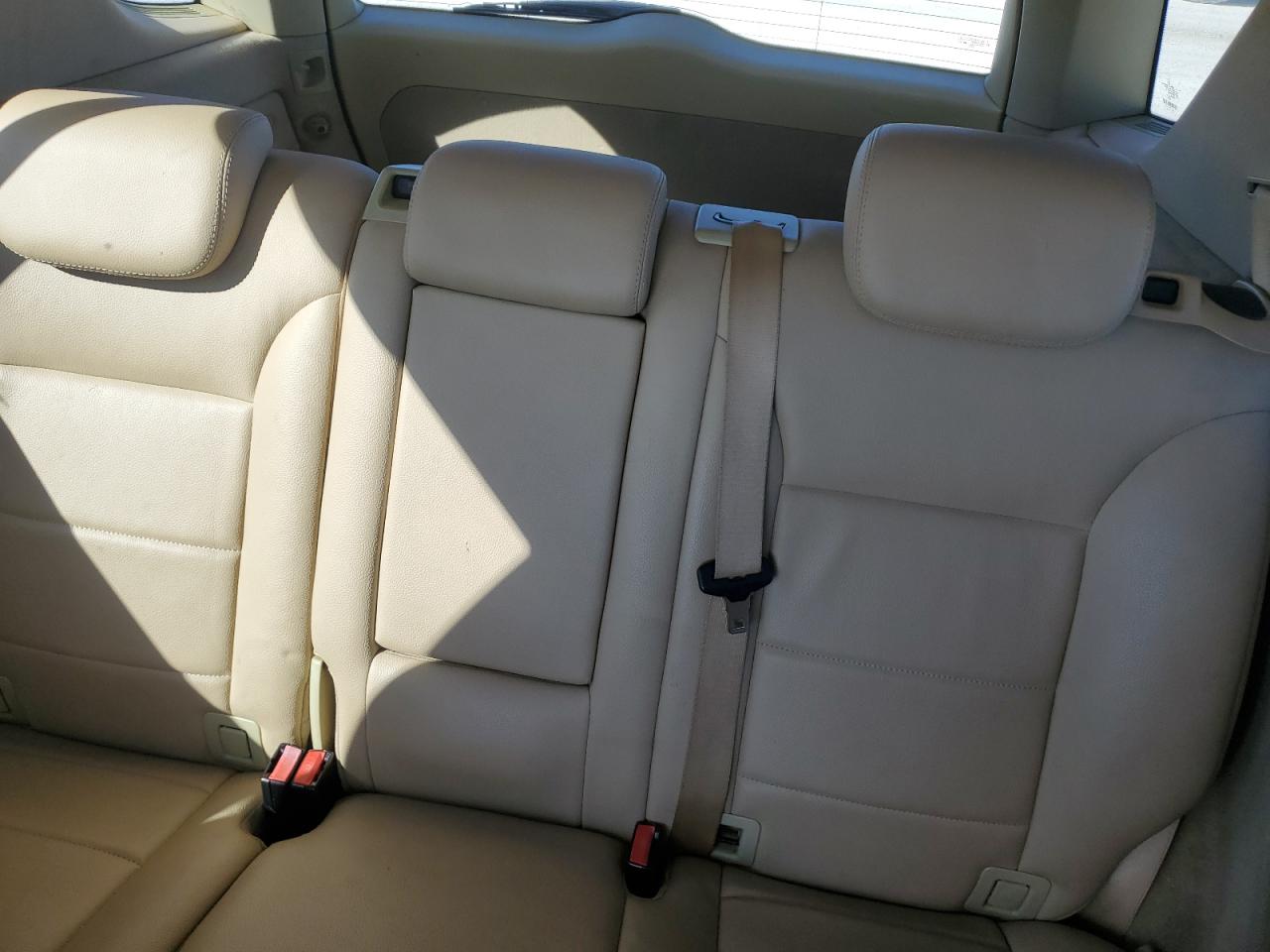 2010 Mercedes-Benz Ml 350 VIN: 4JGBB5GB8AA545135 Lot: 81272114