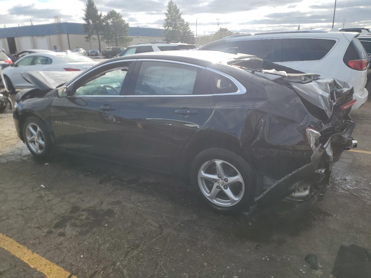 VIN 1G1ZB5ST9JF277873 2018 CHEVROLET MALIBU no.2