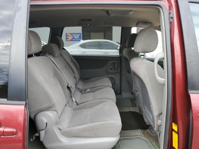 2004 TOYOTA SIENNA CE