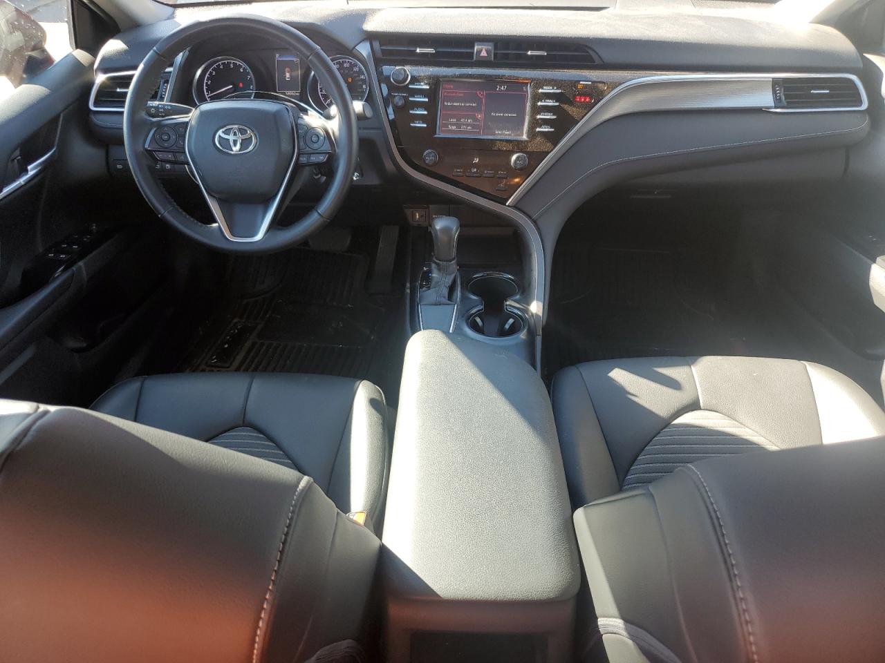 2018 Toyota Camry - Image 8