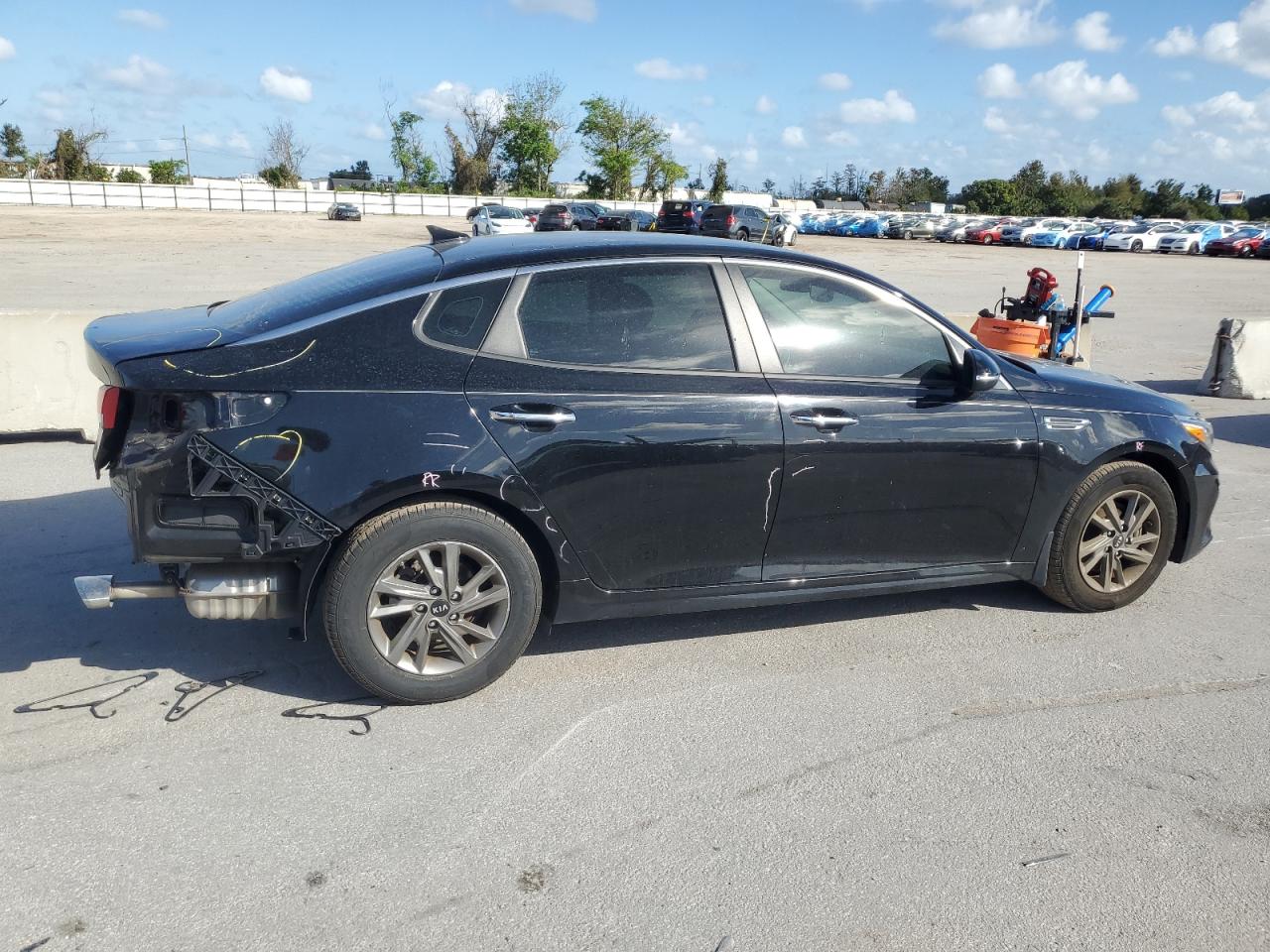 2019 Kia Optima - Image 3