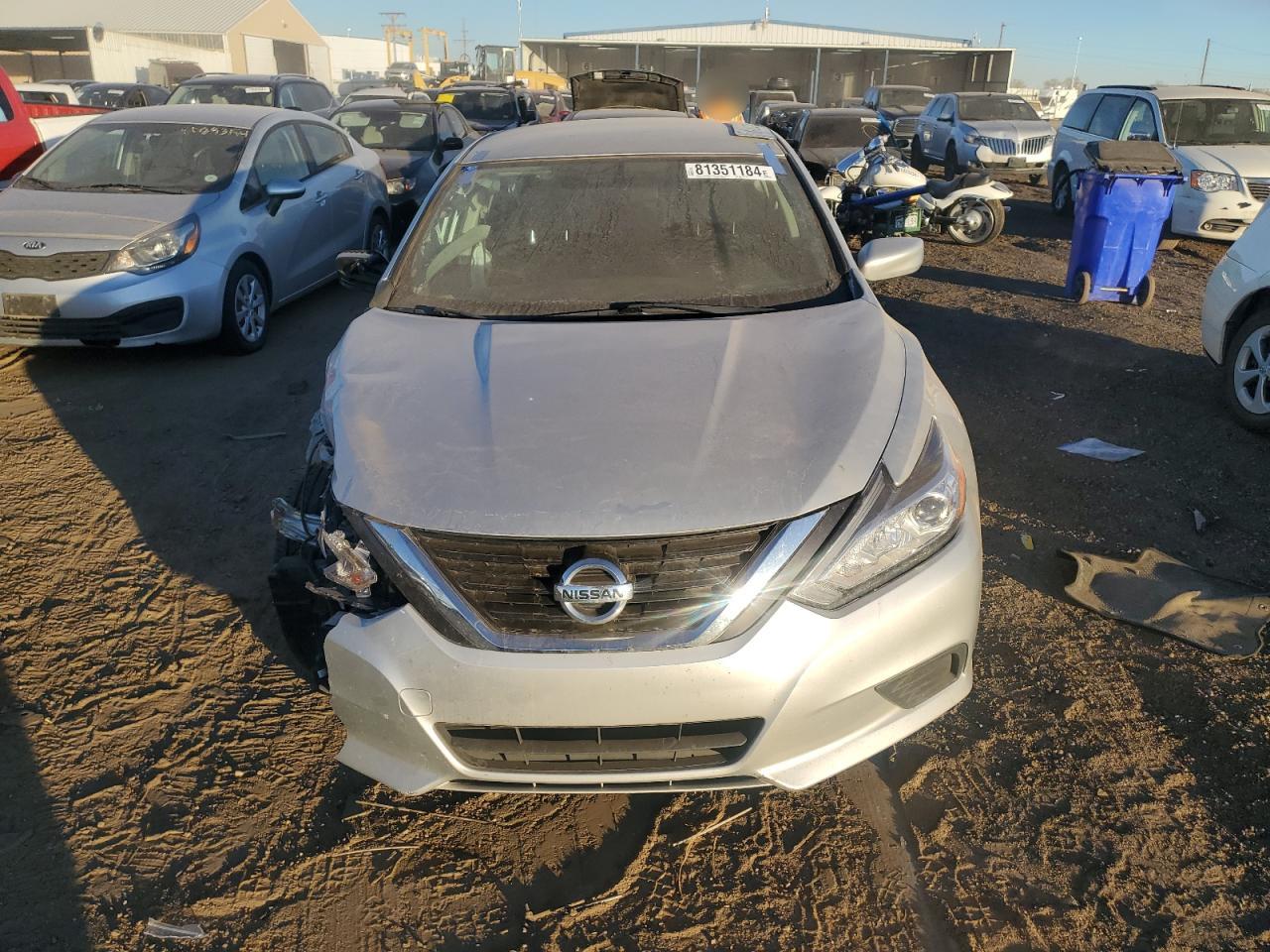 2017 Nissan Altima - Image 5