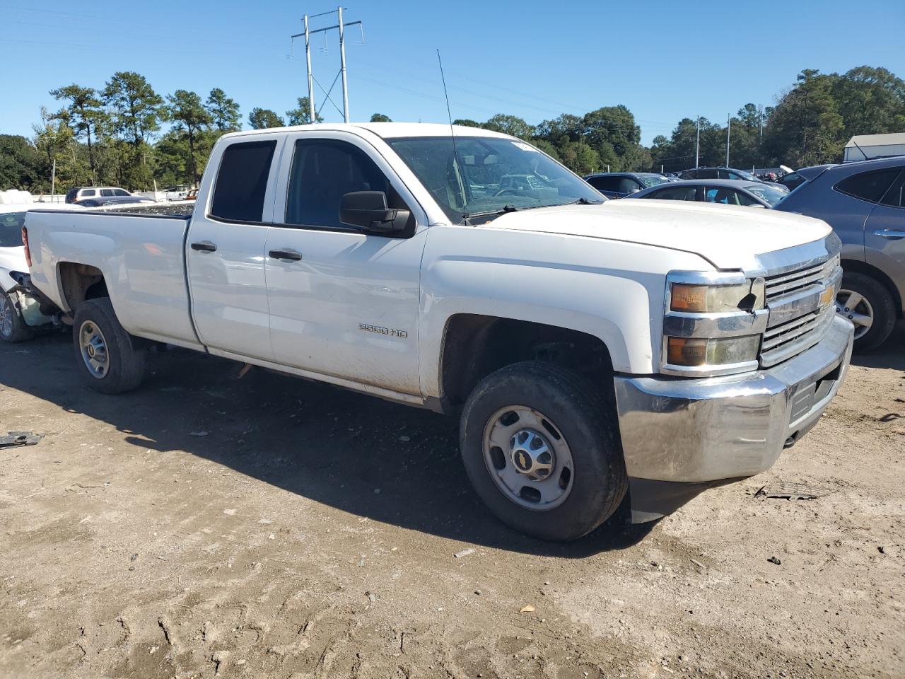 2015 Chevrolet Silverado - Image 4