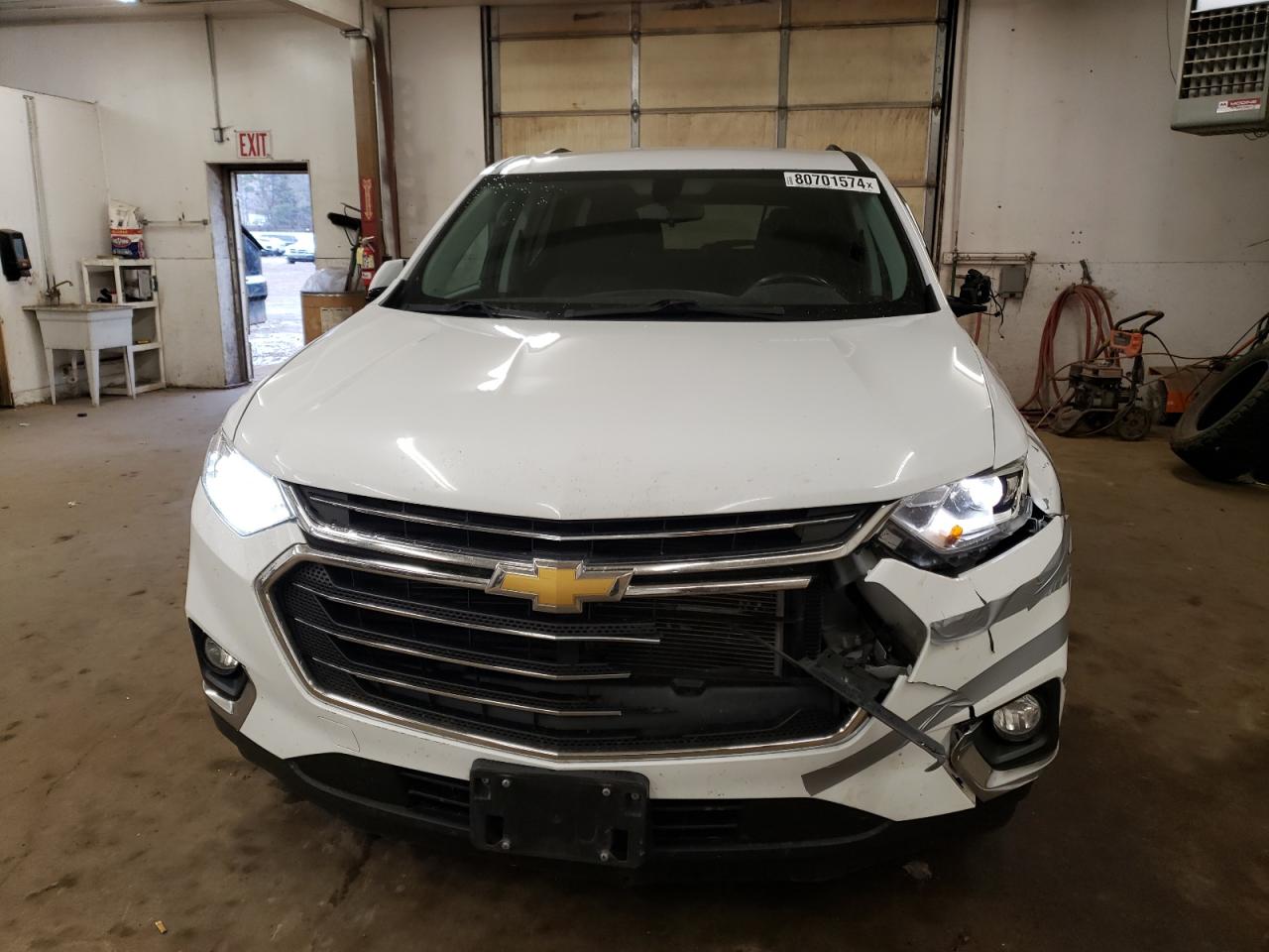 VIN 1GNEVGKW3JJ249378 2018 CHEVROLET TRAVERSE no.5