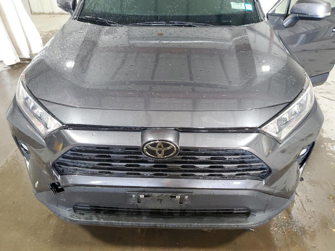 2020 Toyota RAV 4 - Image 12