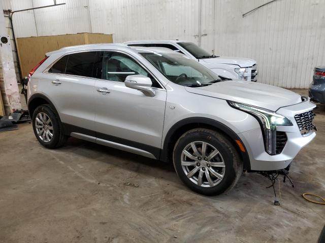  CADILLAC XT4 2022 Серебристый