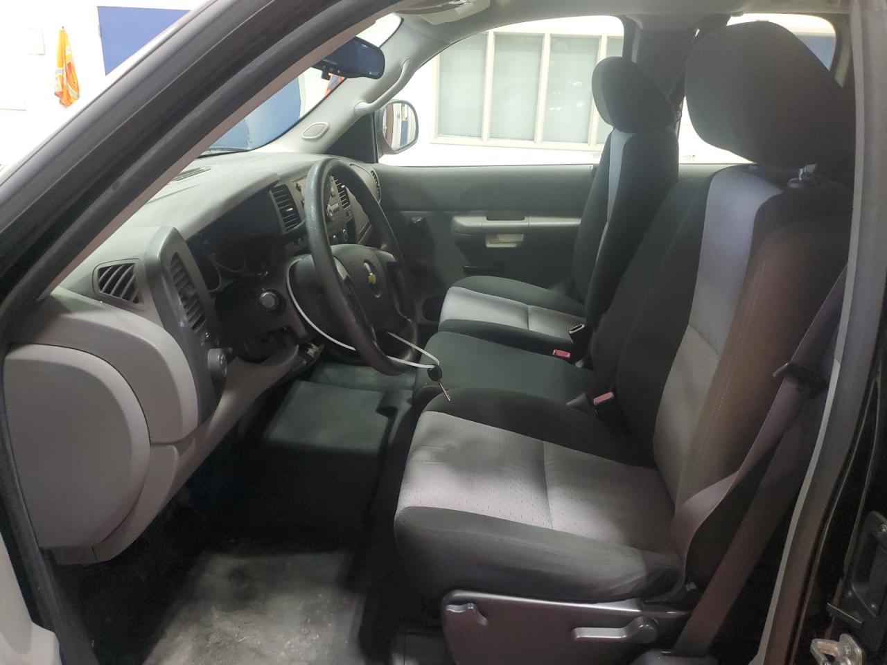 2009 Chevrolet Silverado - Image 7