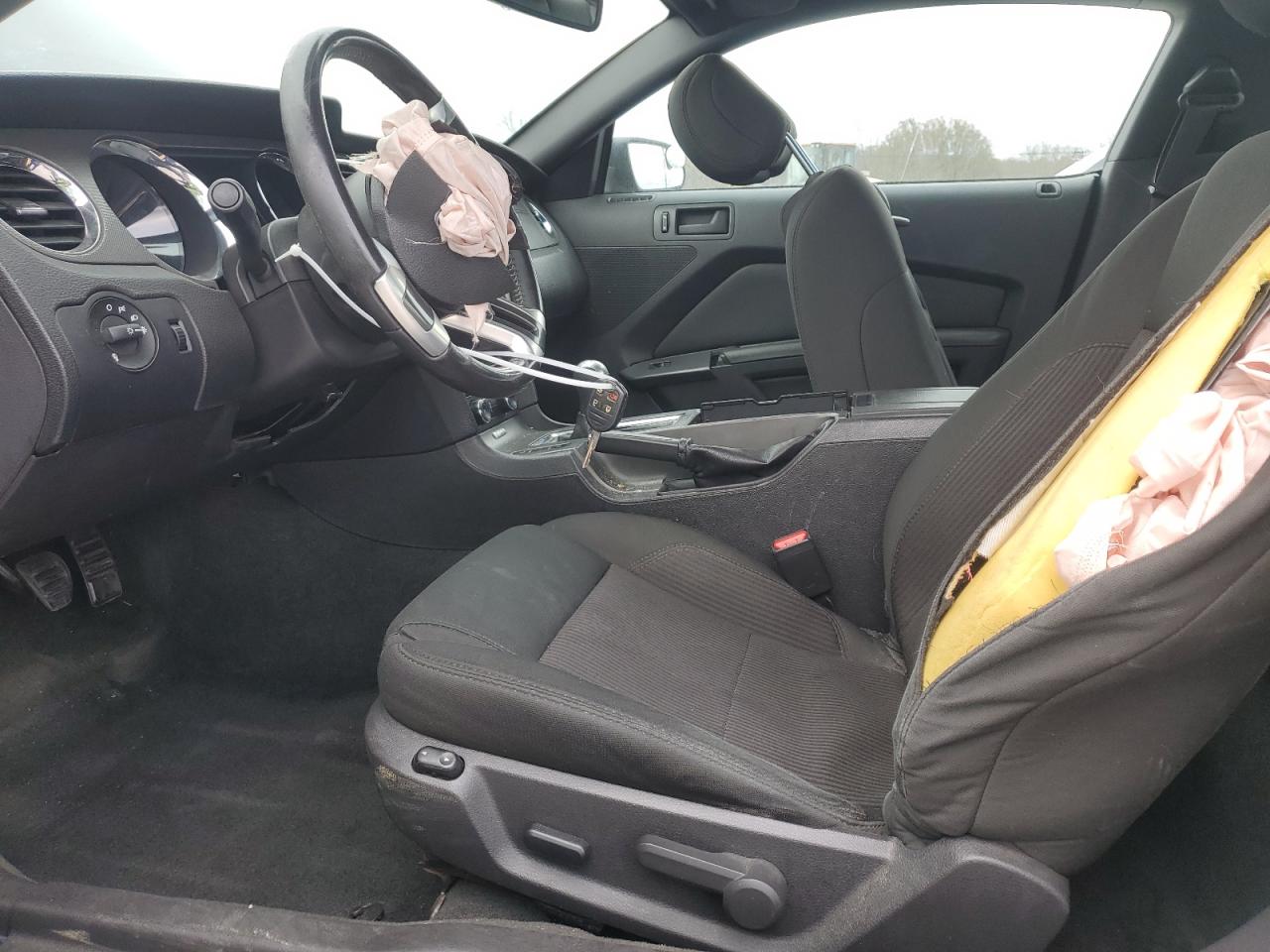 2014 Ford Mustang - Image 7