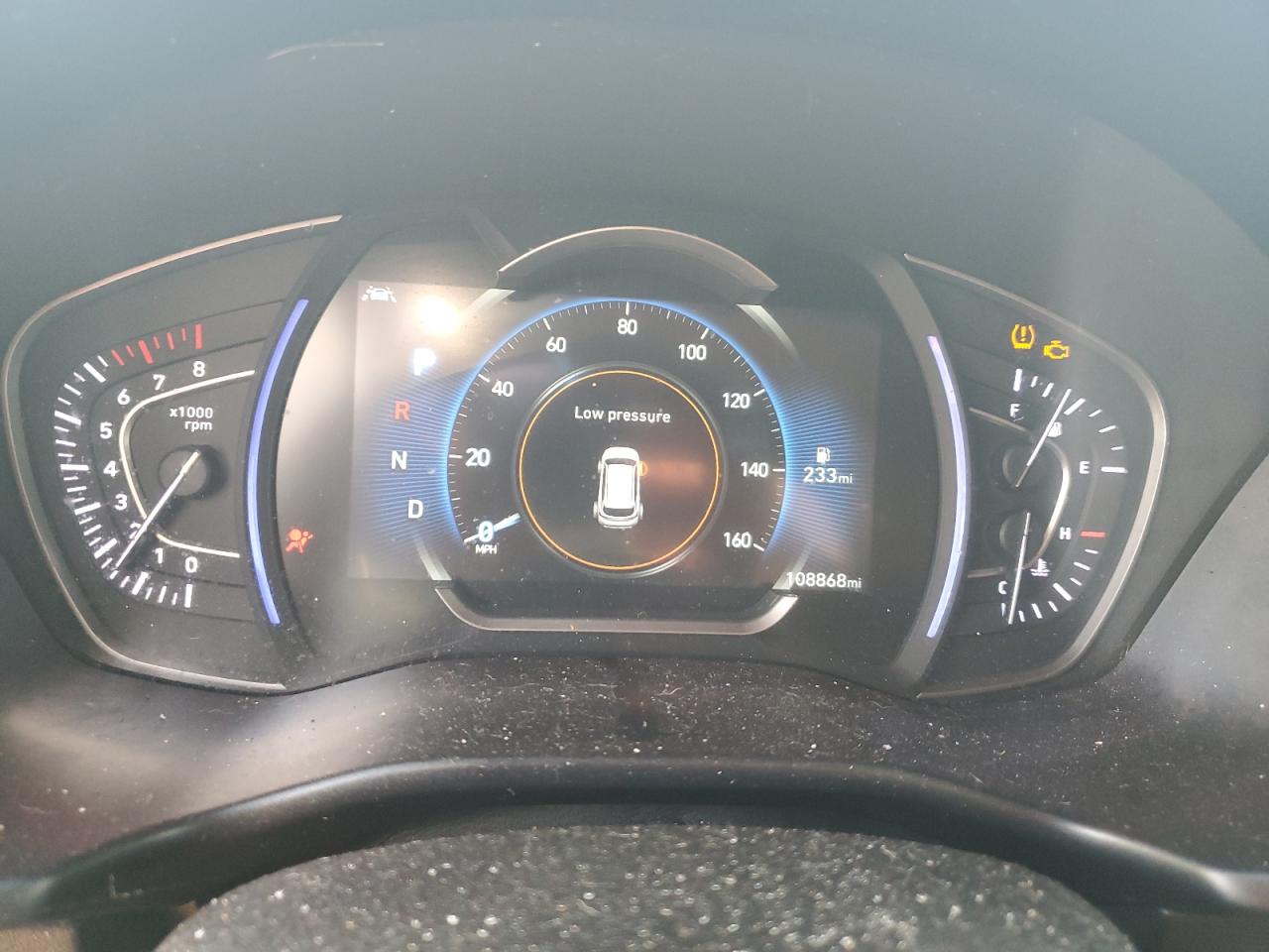 2019 Hyundai Santa Fe - Image 9