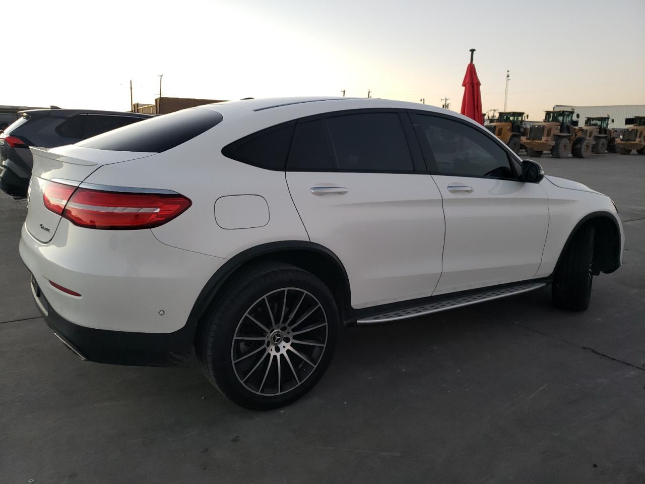 VIN WDC0J4KB3KF594371 2019 MERCEDES-BENZ GLC-CLASS no.3