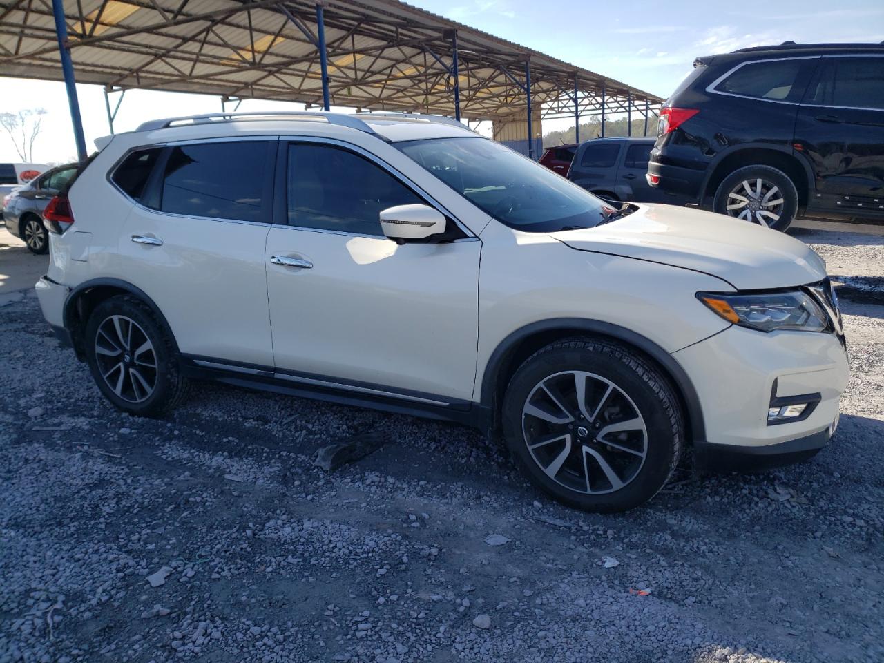 2018 Nissan Rogue - Image 4
