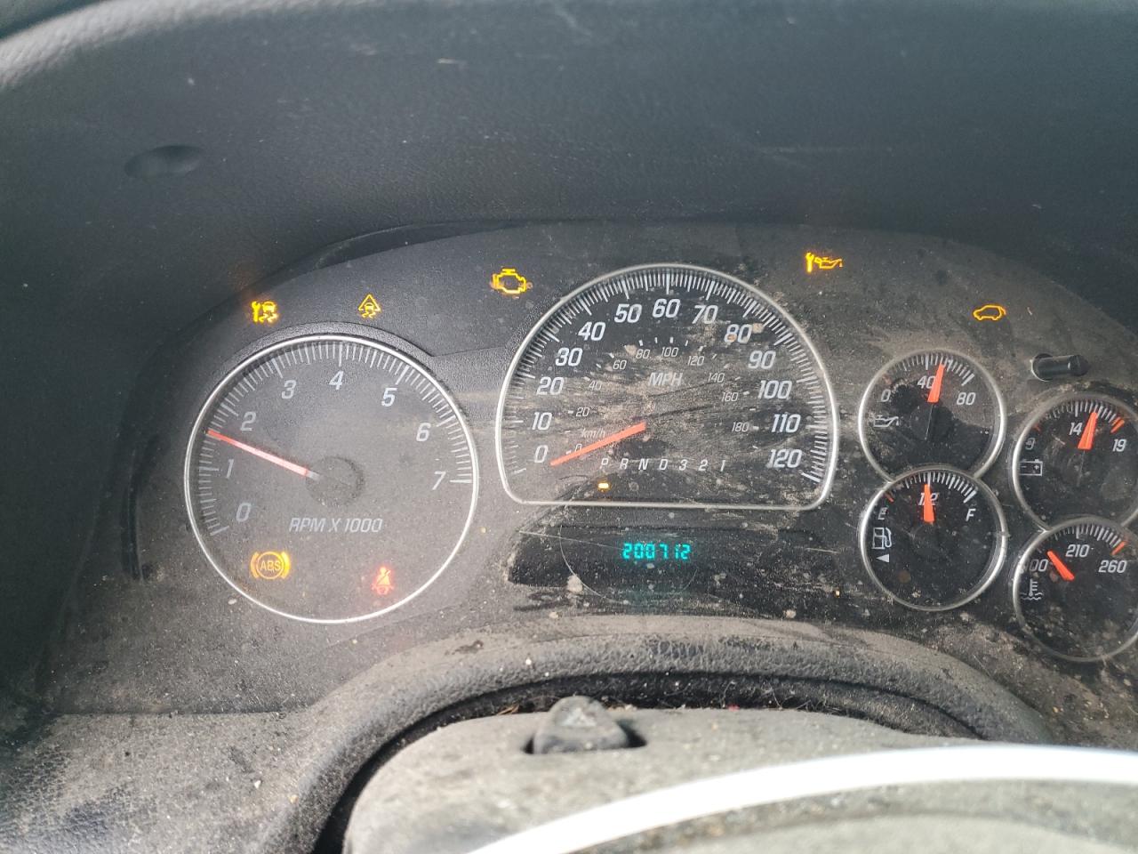 2008 GMC Envoy - Image 9