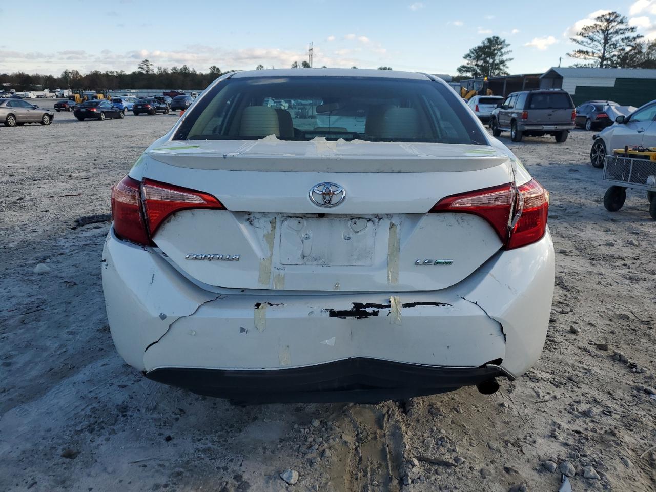 VIN 5YFBPRHE3HP606922 2017 TOYOTA COROLLA no.6