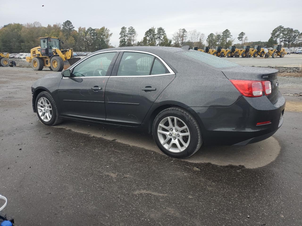 2014 Chevrolet Malibu - Image 2