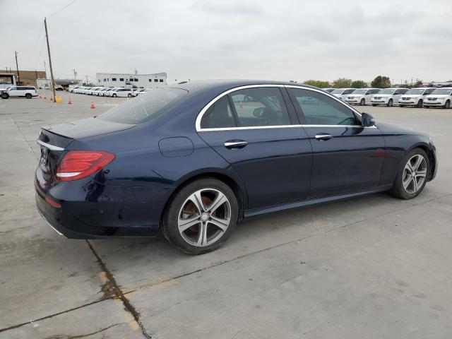 Sedans MERCEDES-BENZ E-CLASS 2017 Granatowy