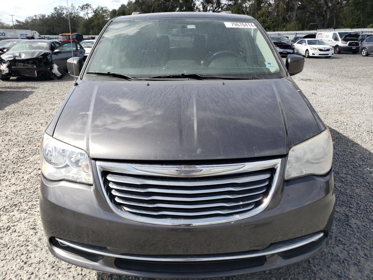 2016 Chrysler Town & Country - Image 5