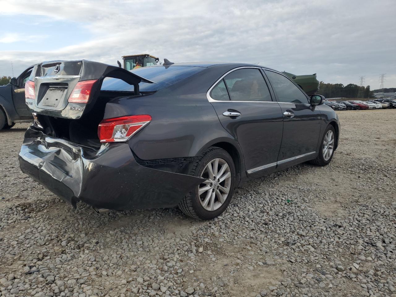 2010 Lexus ES - Image 3