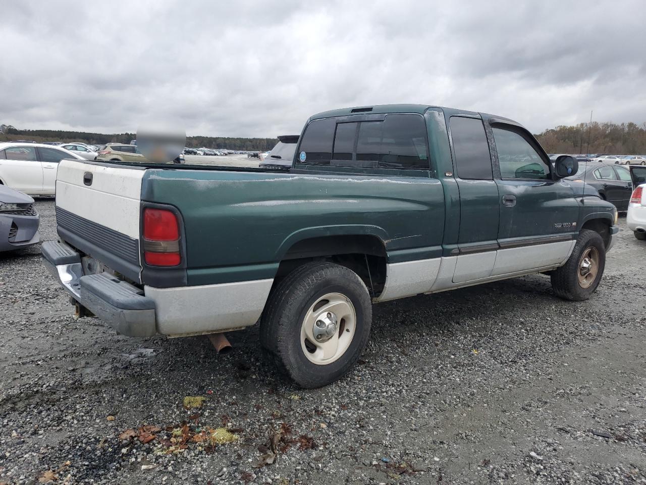 2000 Dodge RAM - Image 3