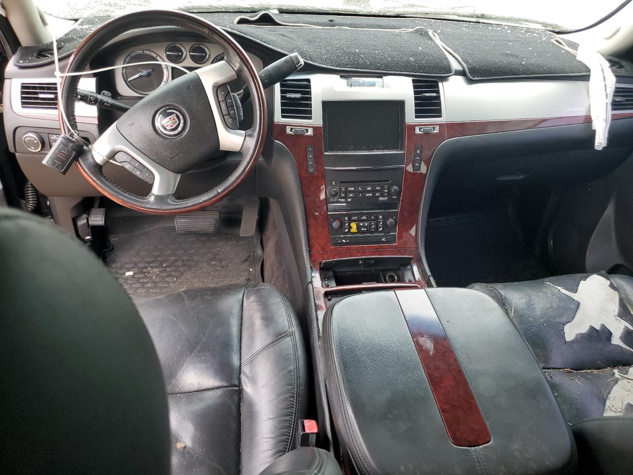 2011 Cadillac Escalade - Image 8