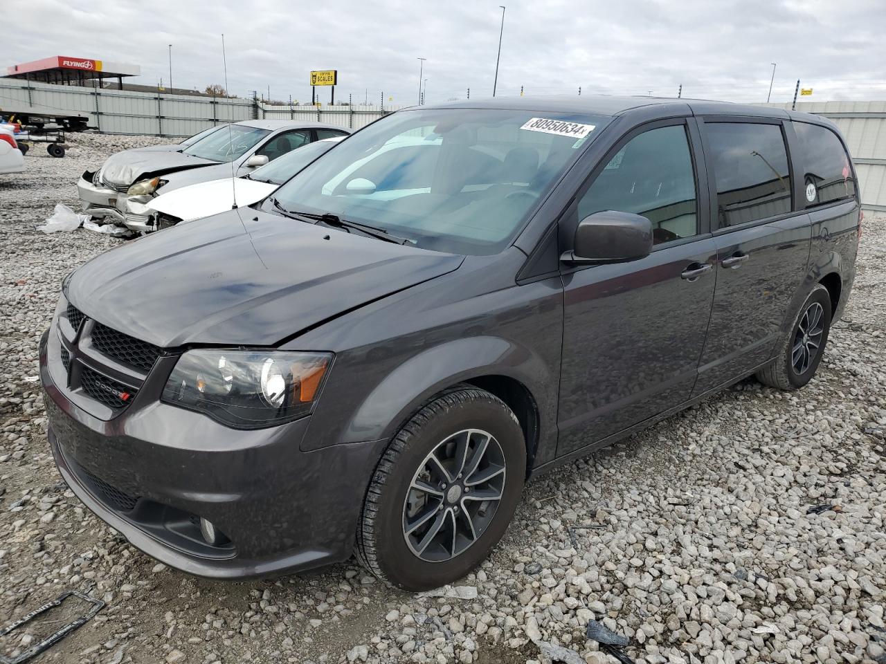 2019 Dodge Caravan - Image 1