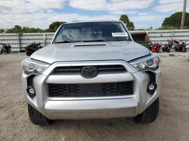  TOYOTA 4RUNNER 2021 Червоний