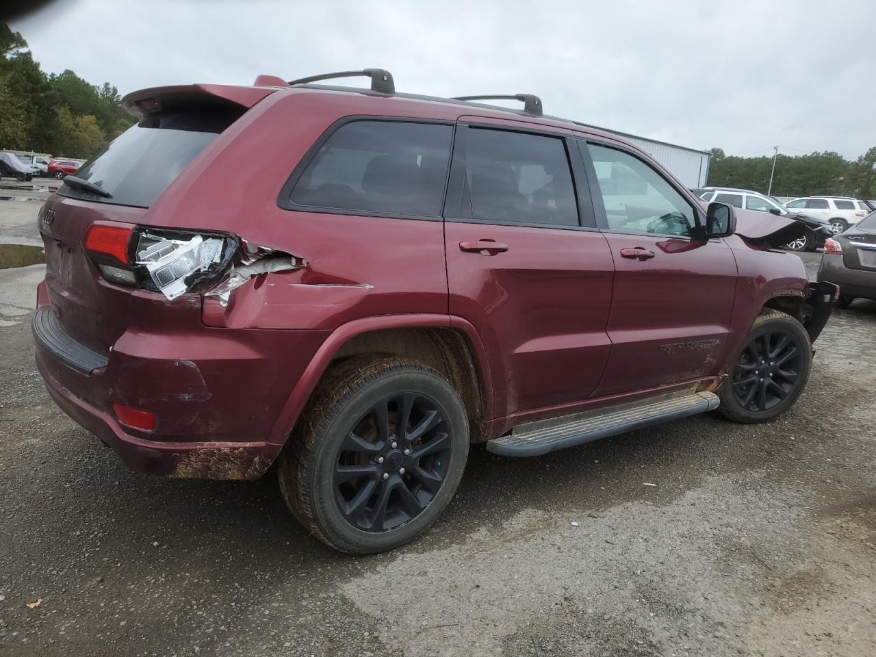 2019 Jeep Grand Cherokee - Image 3