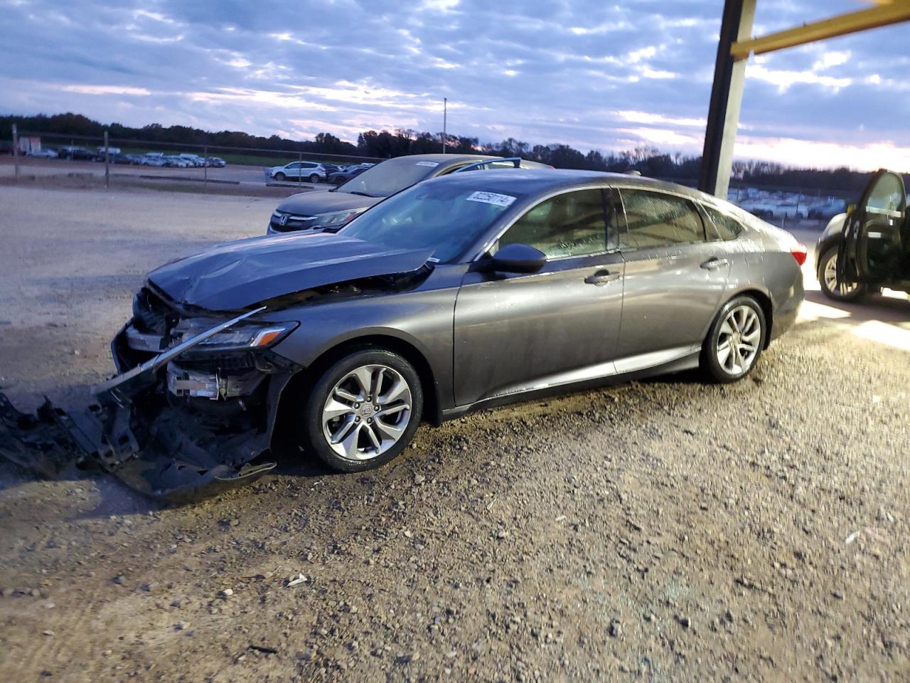 VIN 1HGCV1F14JA023122 2018 HONDA ACCORD no.1