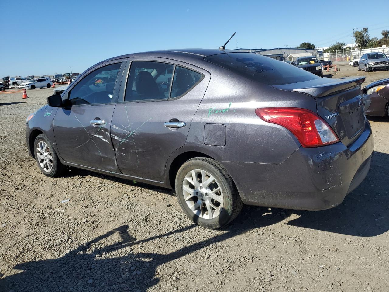 VIN 3N1CN7AP0FL959125 2015 NISSAN VERSA no.2