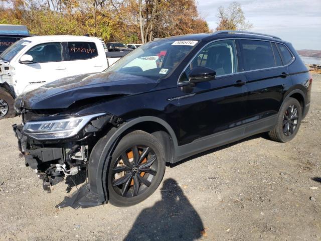  VOLKSWAGEN TIGUAN 2024 Чорний