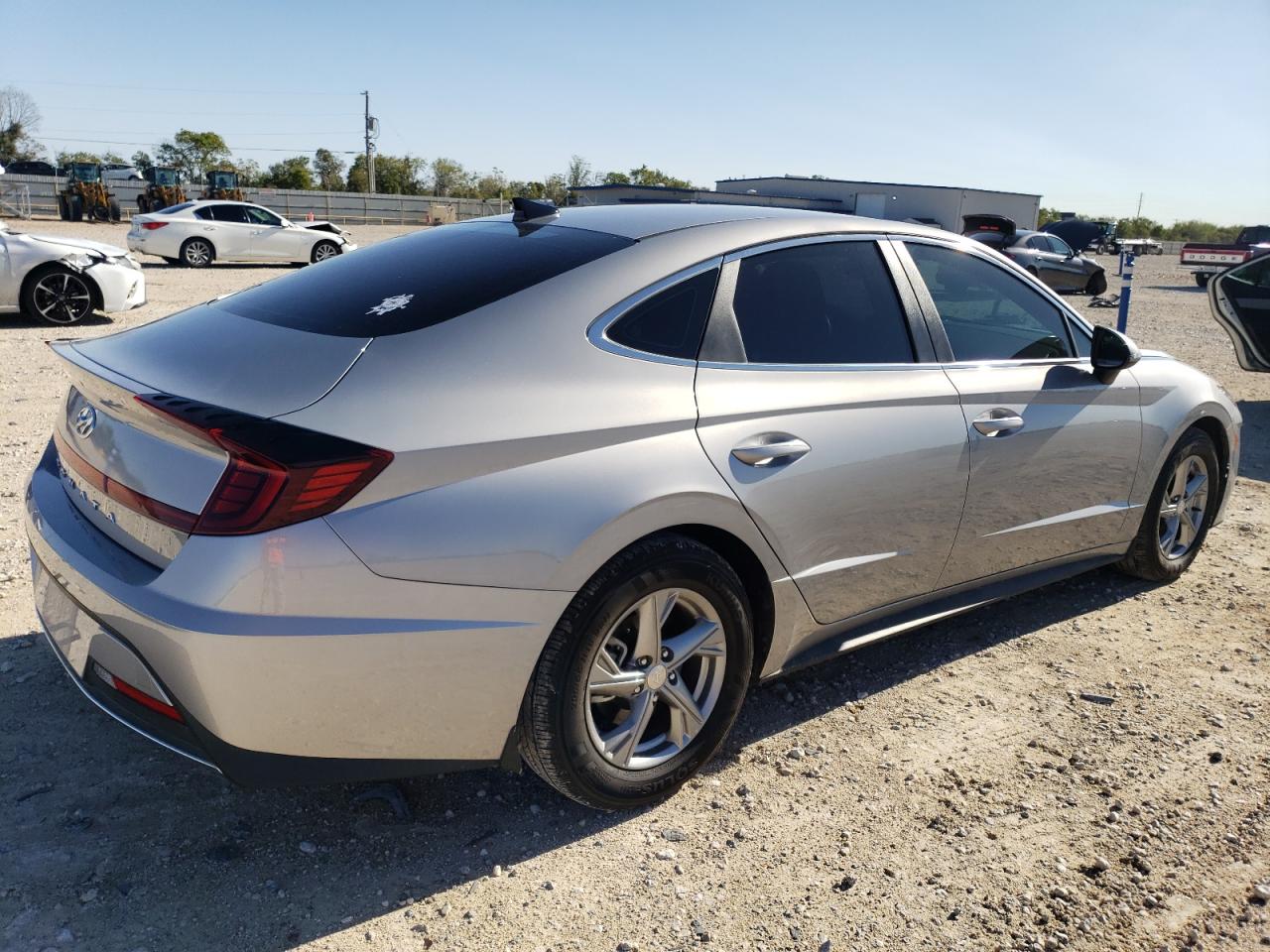 2023 Hyundai Sonata - Image 3