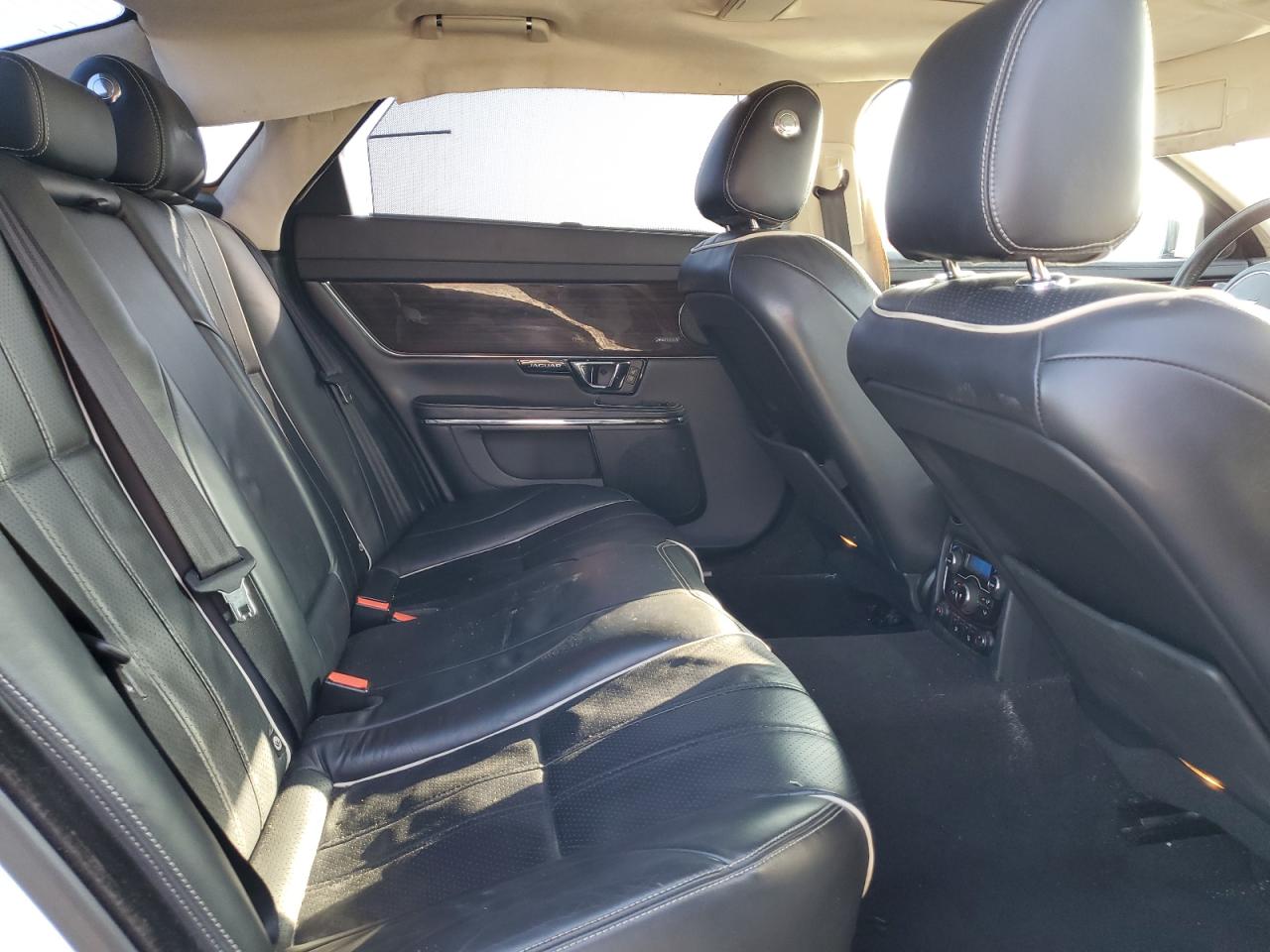 2014 Jaguar Xjl Portfolio VIN: SAJWA2GZ3E8V60788 Lot: 43272405