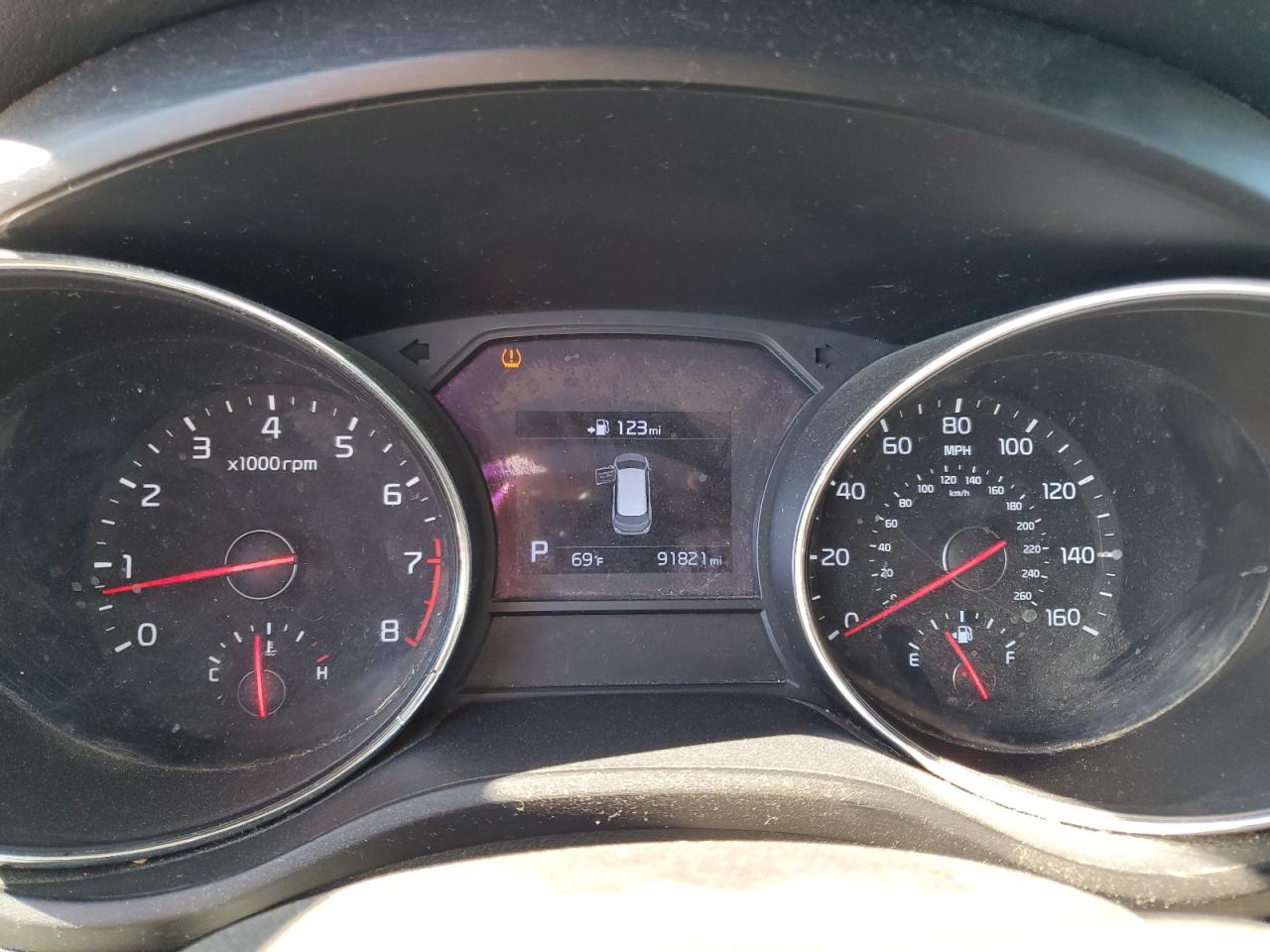 2021 Kia Sedona - Image 9